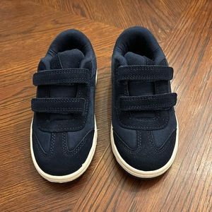 Navy Cat & Jack Toddler Boy velcro sneakers size 10. Never worn. No tags.